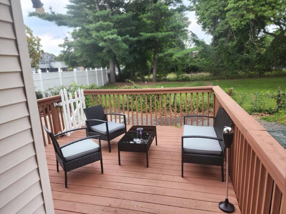 Comfortable Away From * East Hartford